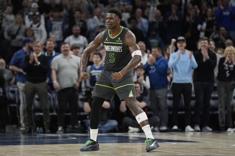 某个球员过 某个球员过