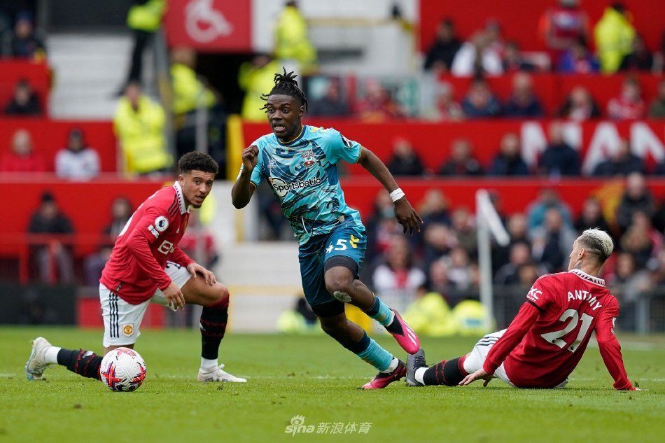 公众对他的 公众对他的