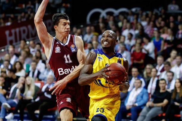 让美国的主 让美国的主